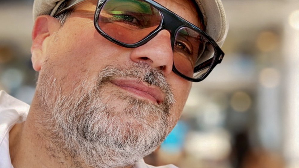 phil-rodriguez-hold-on-skyline-archive-mixmuse